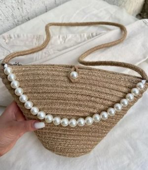 Дамска Чанта За Рамо С Перлен Дизайн