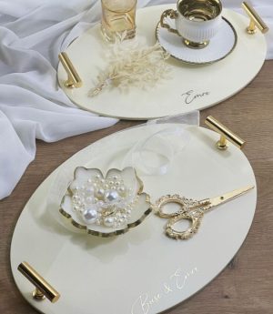 Луксозен Комплект Табла За Пръстени И Младоженеца