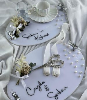 Премиум Комплект Табла За Пръстени И Младоженеца За Сватба